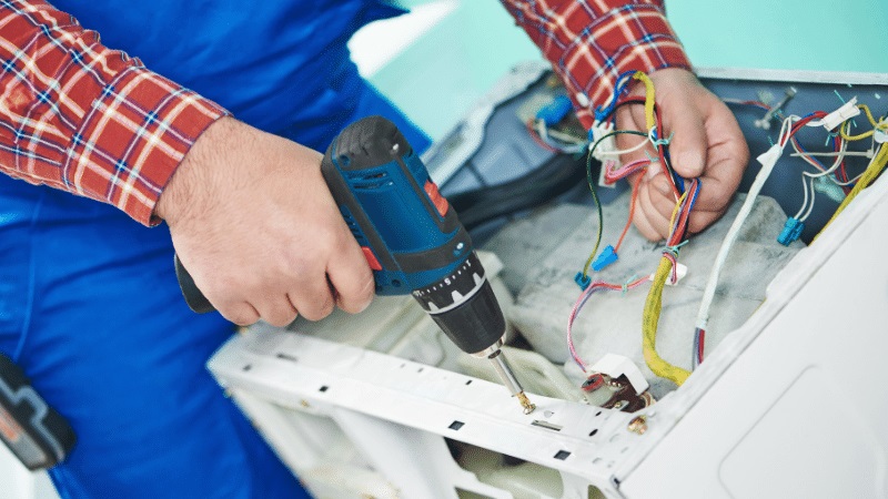Keçiören Electrolux Electrolux çamaşır makinesi kart tamiri – Su almama arızası orijinal parça ile giderildi. - Teknik servis örneği